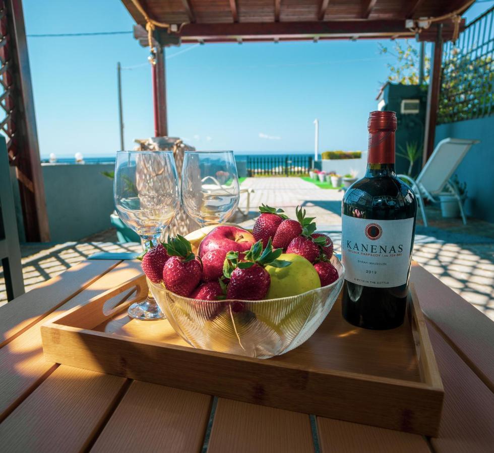 Seashell Luxury Apartment Nikiti  Buitenkant foto